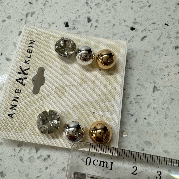 ANNE KLEIN STUD EARRINGS - Picture 4 of 13